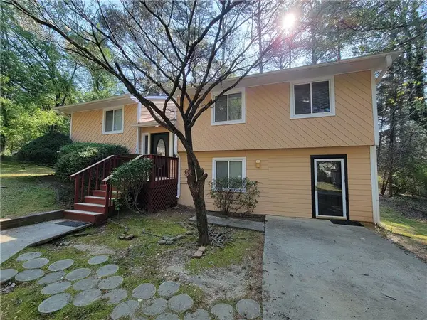 718 Harness Crescent, Lithonia, GA 30058