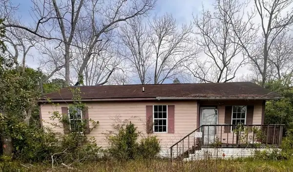 325 Golden Road E, Tifton, GA 31794