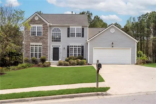 816 Pond View Lane, Sugar Hill, GA 30518