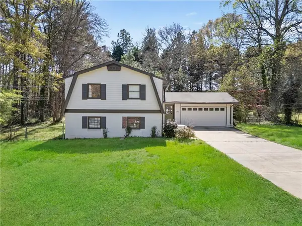 1296 Mohawk Drive Nw, Lawrenceville, GA 30043