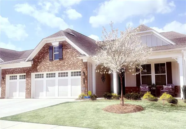 210 Bear Way, Hoschton, GA 30548