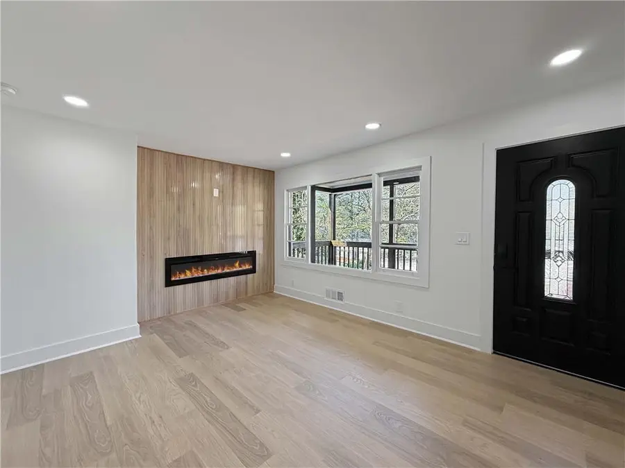 340 Brooks Avenue Sw, Atlanta, GA 30310 - #3