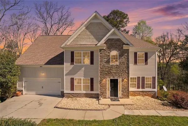 1814 Oak Branch Way, Loganville, GA 30052