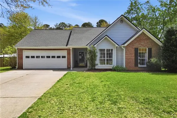 1001 Marina Trace Drive, Acworth, GA 30101