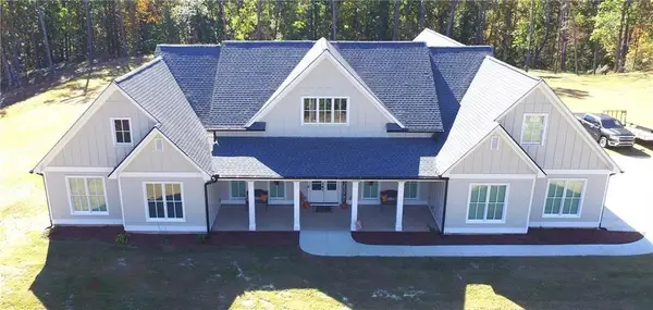 864 Overlook Trail, Acworth, GA 30101