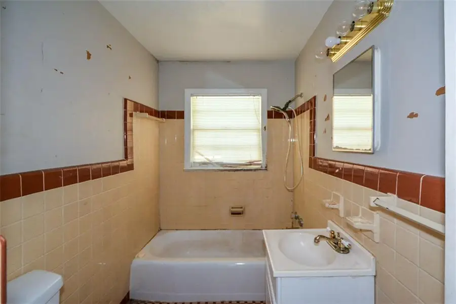 2493 Butner Sw, Atlanta, GA 30331 - #3