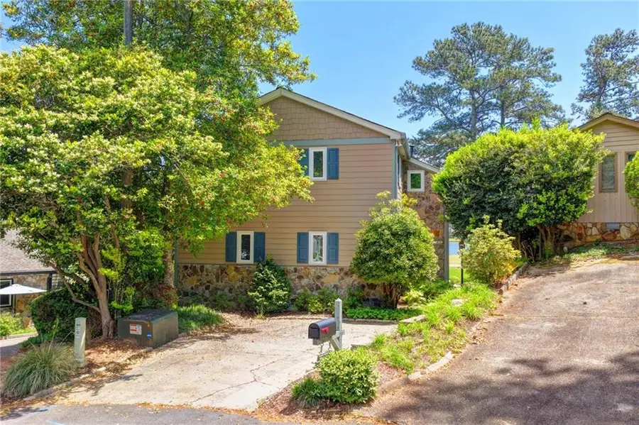 145 Kinross Court, Roswell, GA 30076 - #3