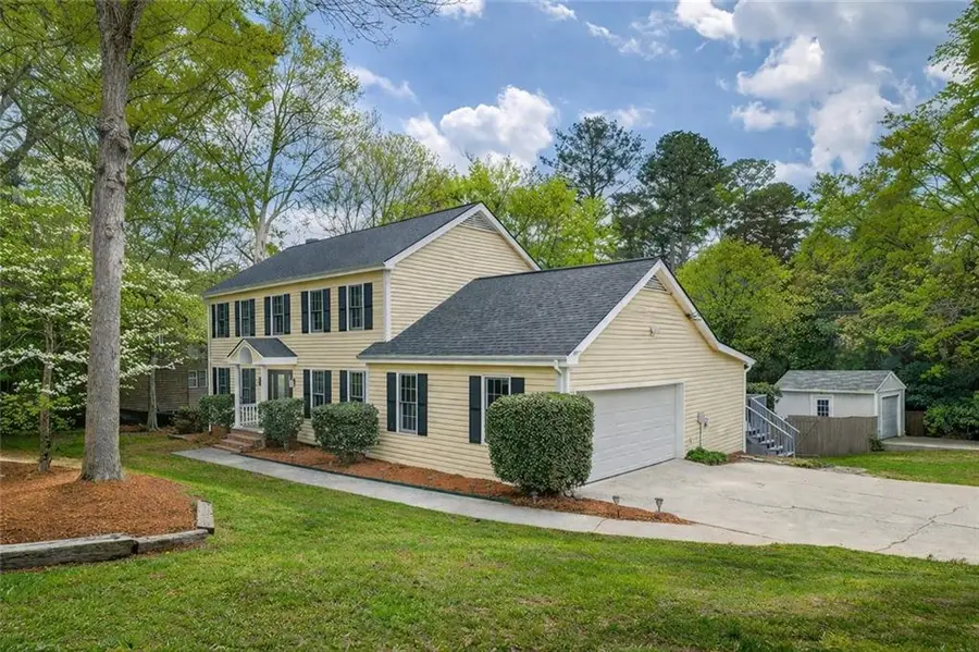 945 E Riverbend Drive Sw, Lilburn, GA 30047 - #2