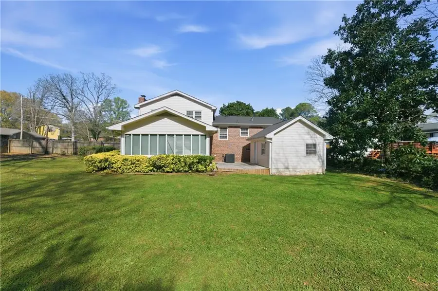 137 Bonnie Lane Nw, Lilburn, GA 30047 - #2