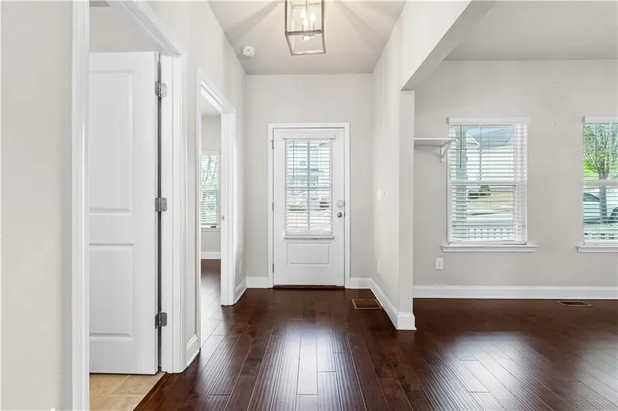 156 Adams Circle Ne, Marietta, GA 30060 - #2