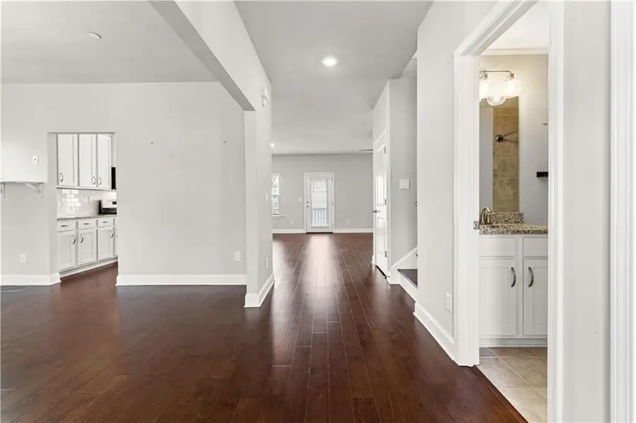 156 Adams Circle Ne, Marietta, GA 30060 - #3