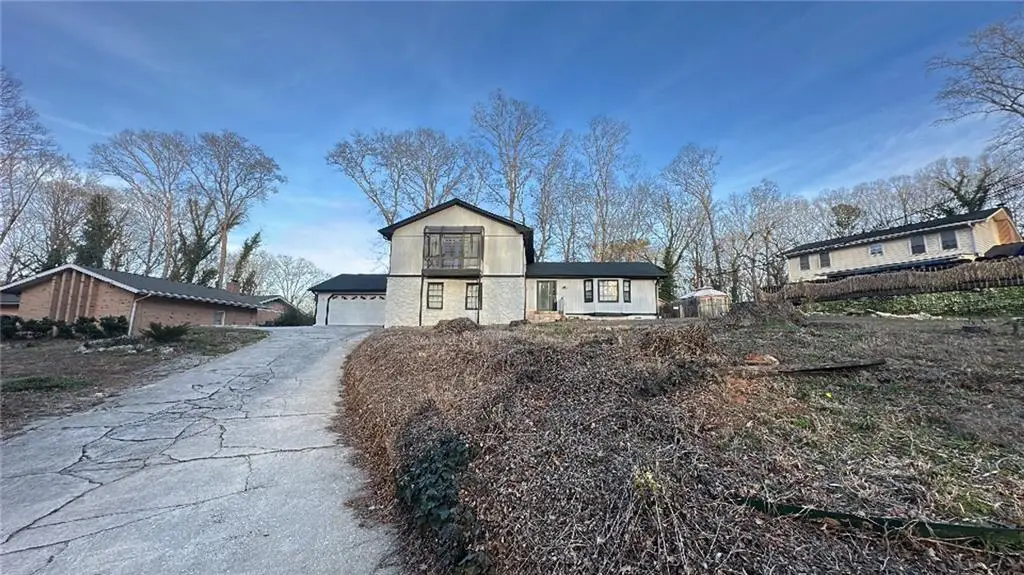 466 Hickory Hills Drive, Stone Mountain, GA 30083 - #1