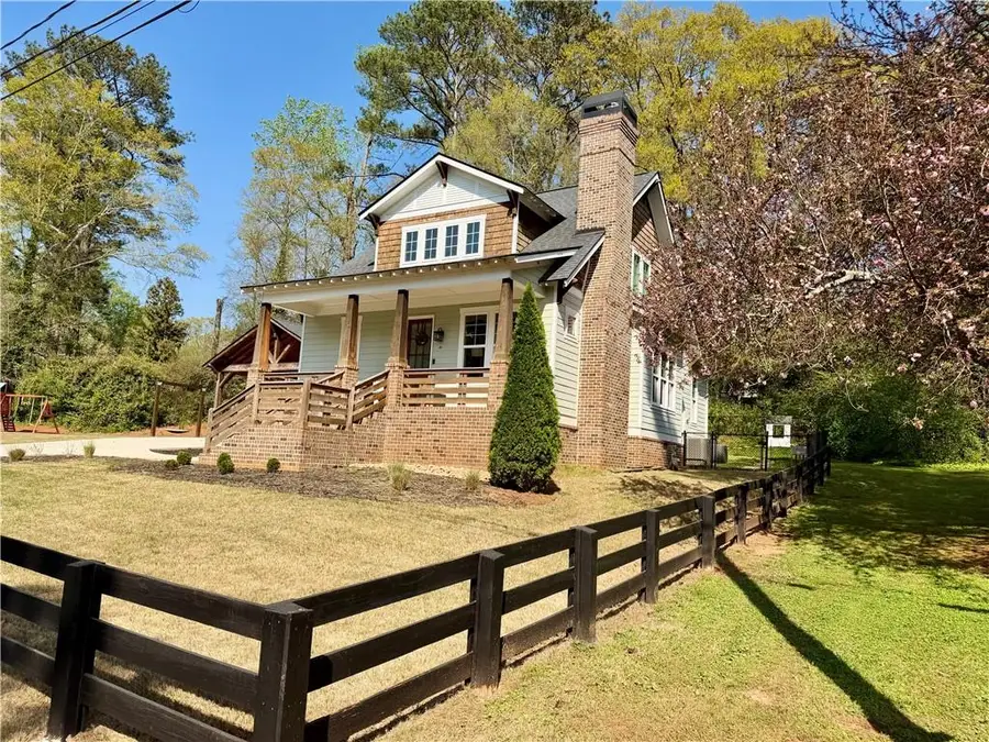 435 Walton Street, Monroe, GA 30655 - #2