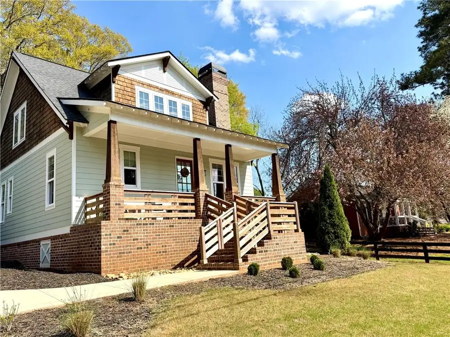 435 Walton Street, Monroe, GA 30655 - #3