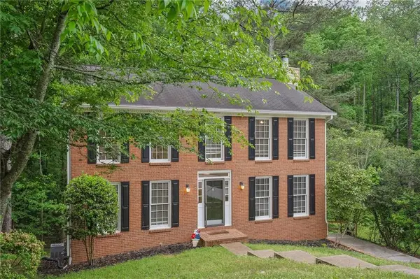 2895 Shurburne Drive, Alpharetta, GA 30022