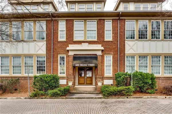 600 College Street #101, Atlanta, GA 30354