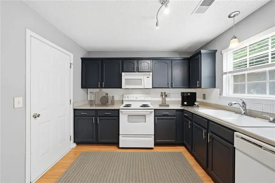 222 Fox Creek Boulevard, Woodstock, GA 30188 - #2