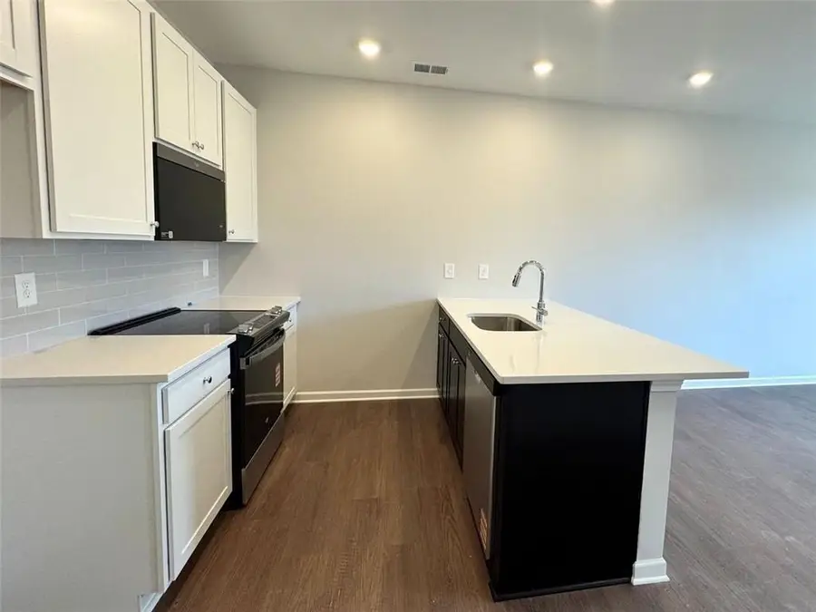 1369 Breezy Circle Se #98, Atlanta, GA 30315 - #3