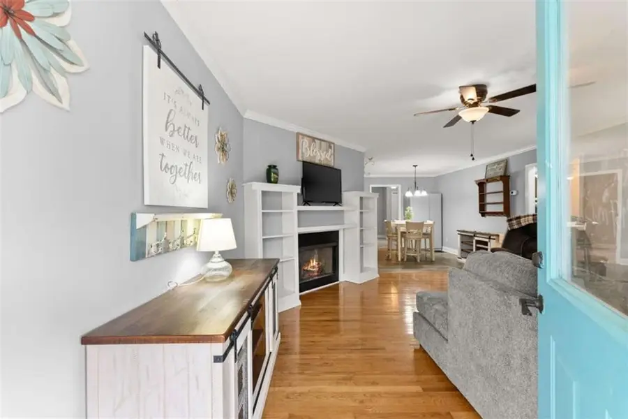 104 View Street, Clarkesville, GA 30523 - #2