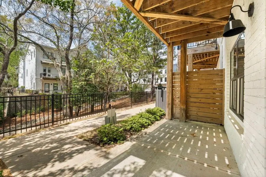 2004 Oak Lane Nw, Atlanta, GA 30318 - #2