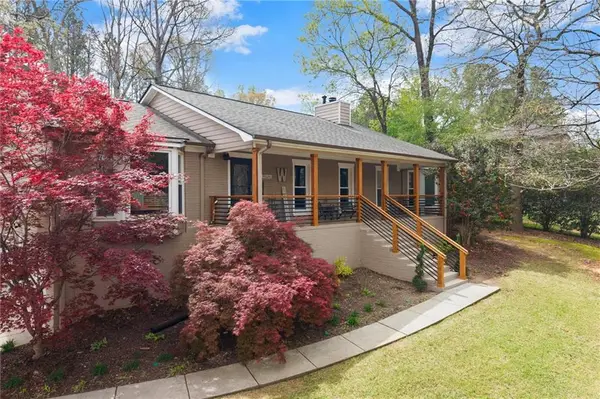 1003 Knotts Pointe Drive, Woodstock, GA 30188