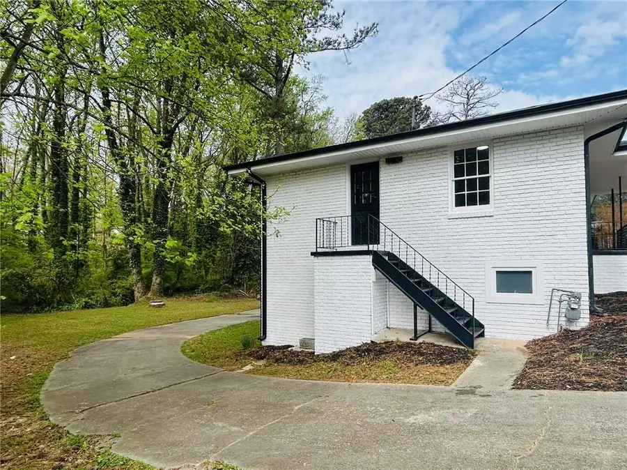 2344 Hollyridge Dr Sw, Marietta, GA 30060 - #3