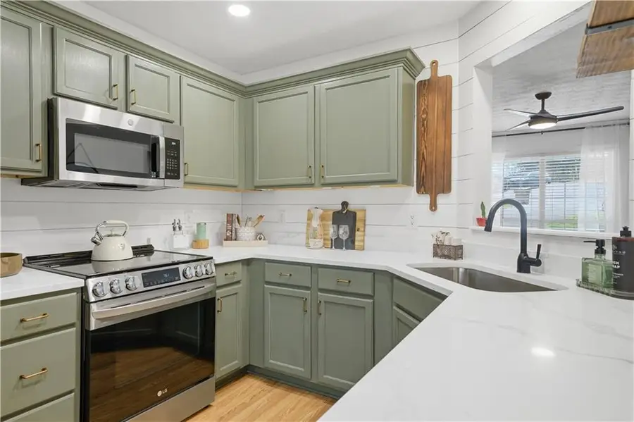 404 Eileen Circle, Canton, GA 30114 - #3