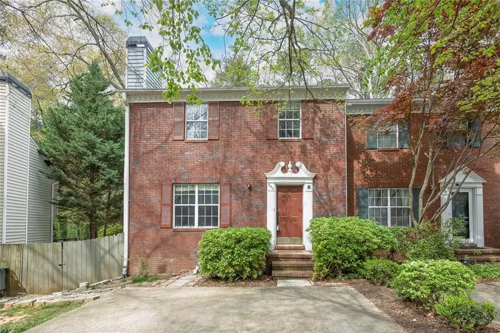 635 Anderson Walk, Marietta, GA 30062 - #1