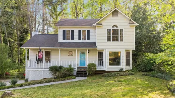 1880 Whispering Willow Way Sw, Lilburn, GA 30047