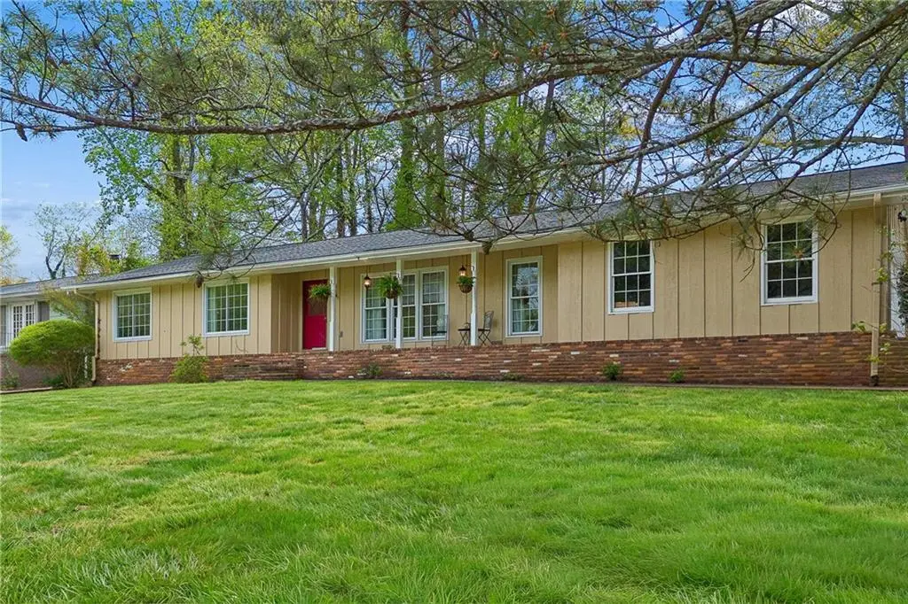 4601 Wendover Drive, Stone Mountain, GA 30083 - #1