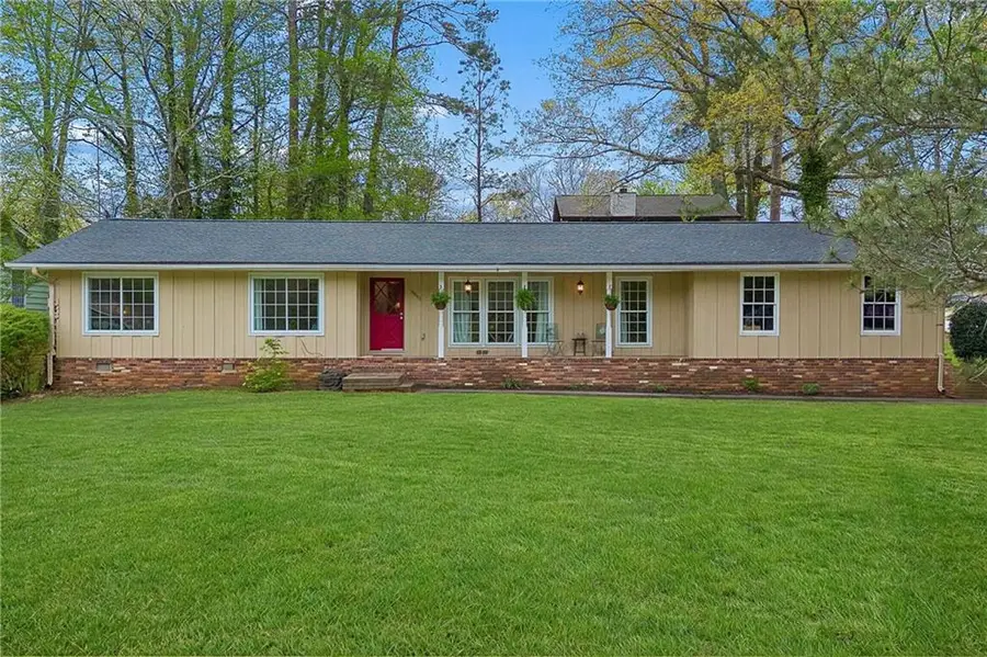 4601 Wendover Drive, Stone Mountain, GA 30083 - #3