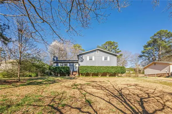 3006 Deshong Drive, Stone Mountain, GA 30087