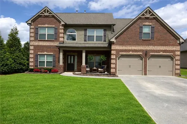 928 Shannon Mist Drive, Loganville, GA 30052