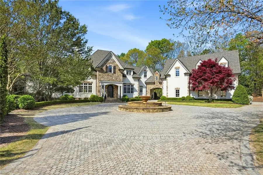 218 Londonberry Road, Atlanta, GA 30327 - #2