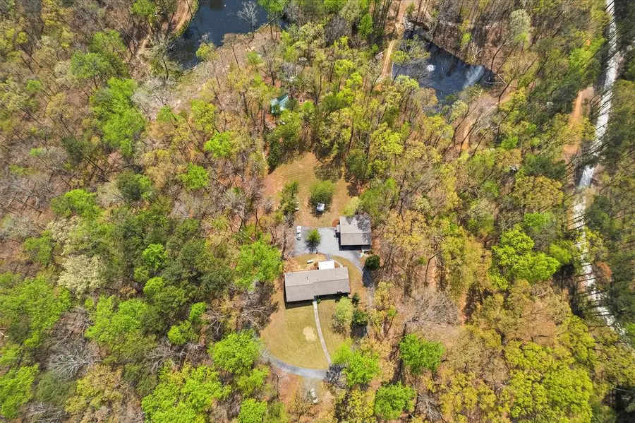 5606 W Chapel Hill Road, Douglasville, GA 30135 - #2