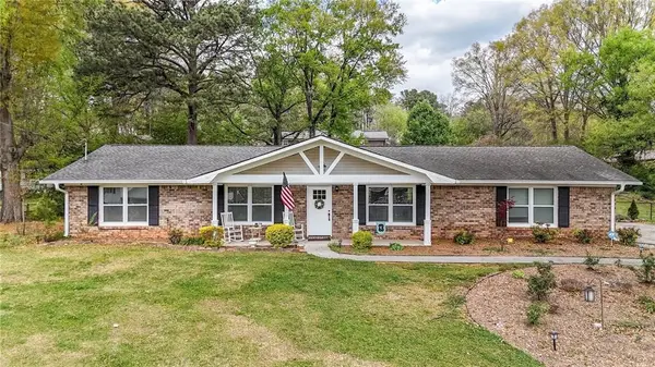 102 Ivy Lane, Calhoun, GA 30701