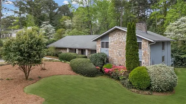 675 Weatherly Lane, Sandy Springs, GA 30328