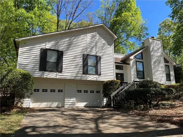 8555 Colony Club Drive, Alpharetta, GA 30022