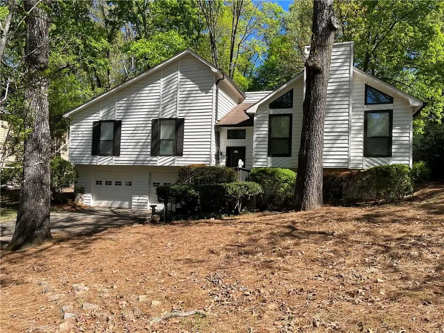 8555 Colony Club Drive, Alpharetta, GA 30022 - #2