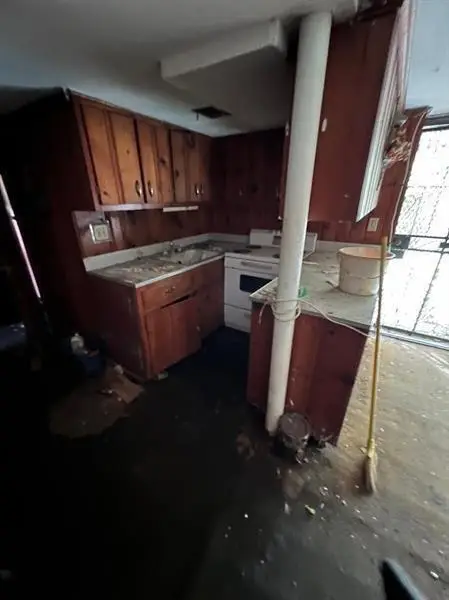 1581 Woodland Circle Se, Atlanta, GA 30316 - #3