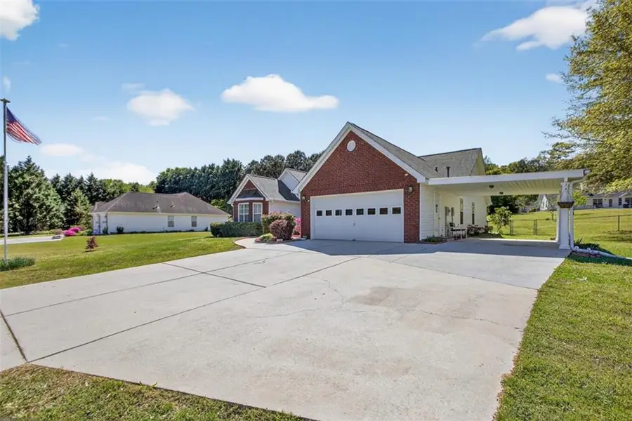 3565 Skyland Drive, Loganville, GA 30052 - #3