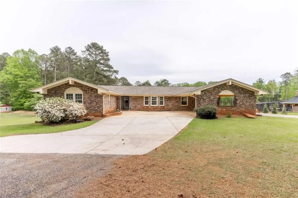 938 Swan Lake Road, Stockbridge, GA 30281 - #1