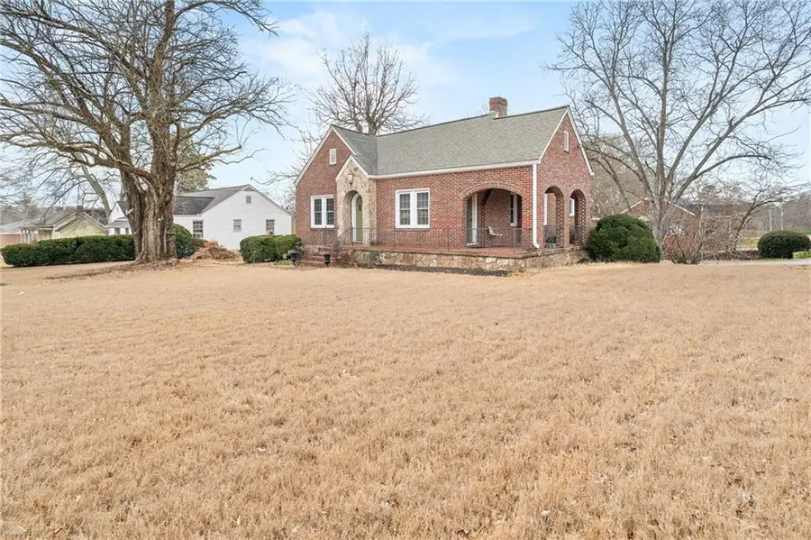 598 Main Street, Palmetto, GA 30268 - #2