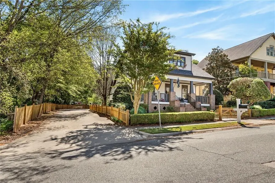 2587 Highland Avenue Se, Smyrna, GA 30080 - #3