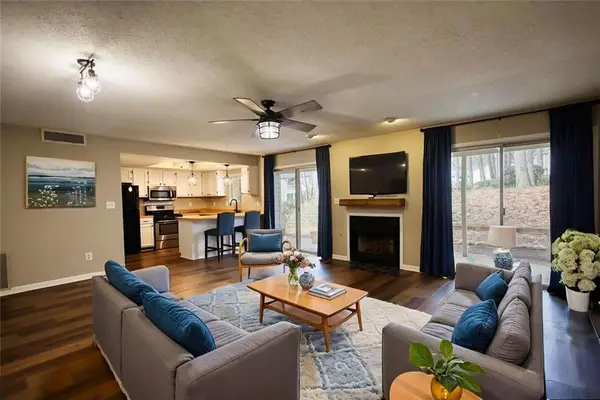 11 Doranne Court Se, Smyrna, GA 30080