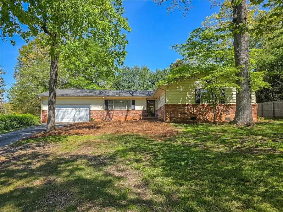 636 Holly Drive, Gainesville, GA 30501 - #3