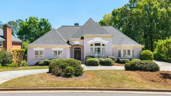 7805 N Spalding Lake Drive, Sandy Springs, GA 30350