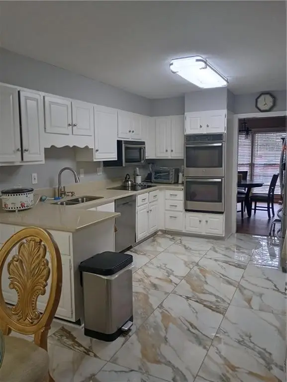 2589 King Circle Se, Conyers, GA 30013 - #2