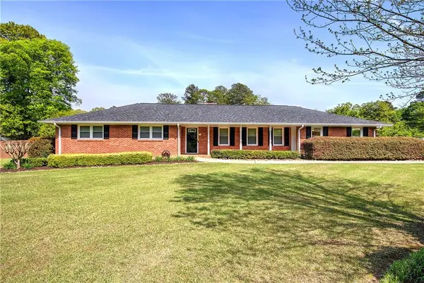 22 Sunset Circle, Cartersville, GA 30120