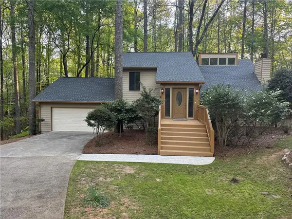 680 Branch Valley Court, Roswell, GA 30076